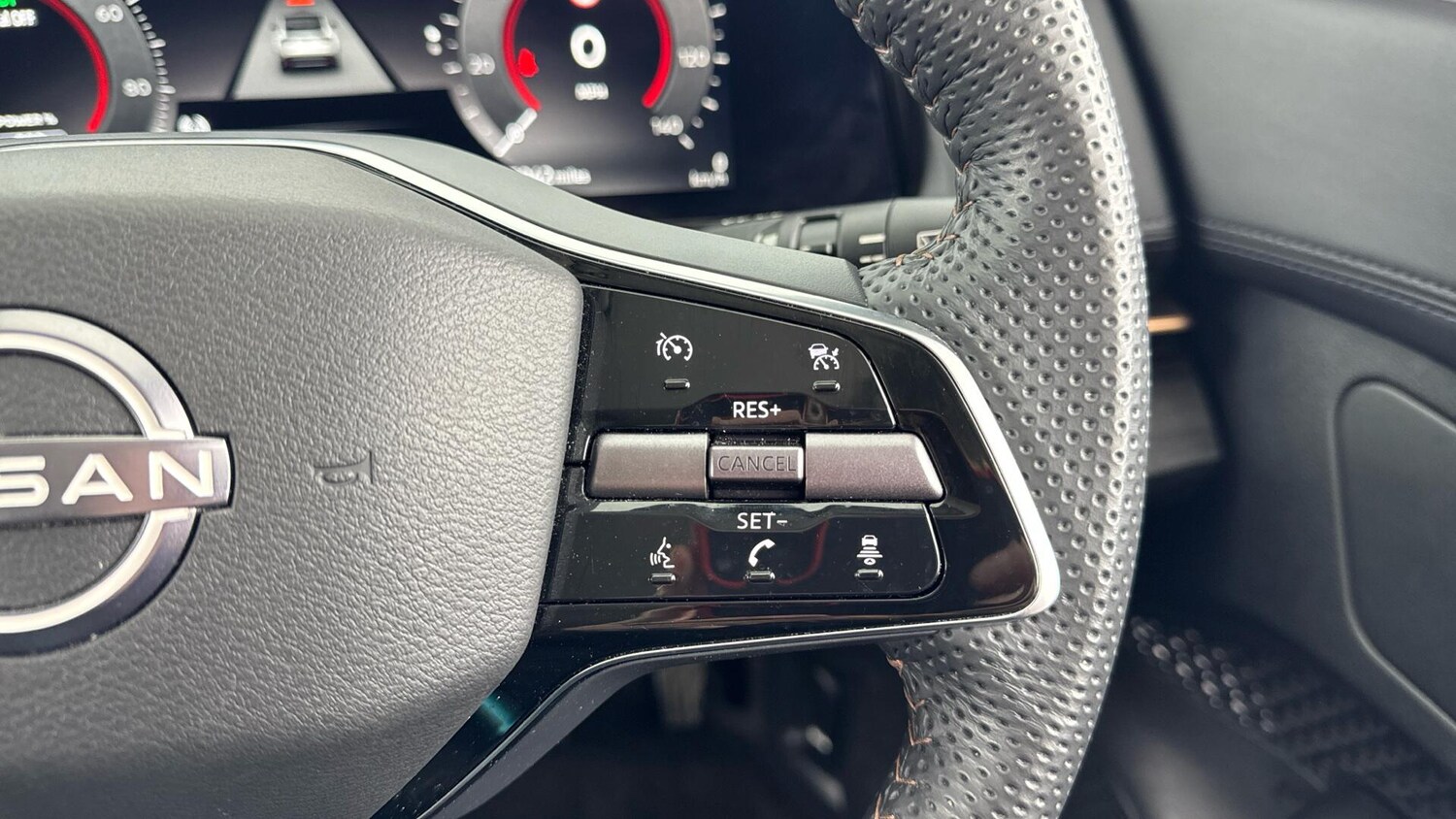 Used Nissan ARIYA 2025 for sale - 77344482: Photo 16