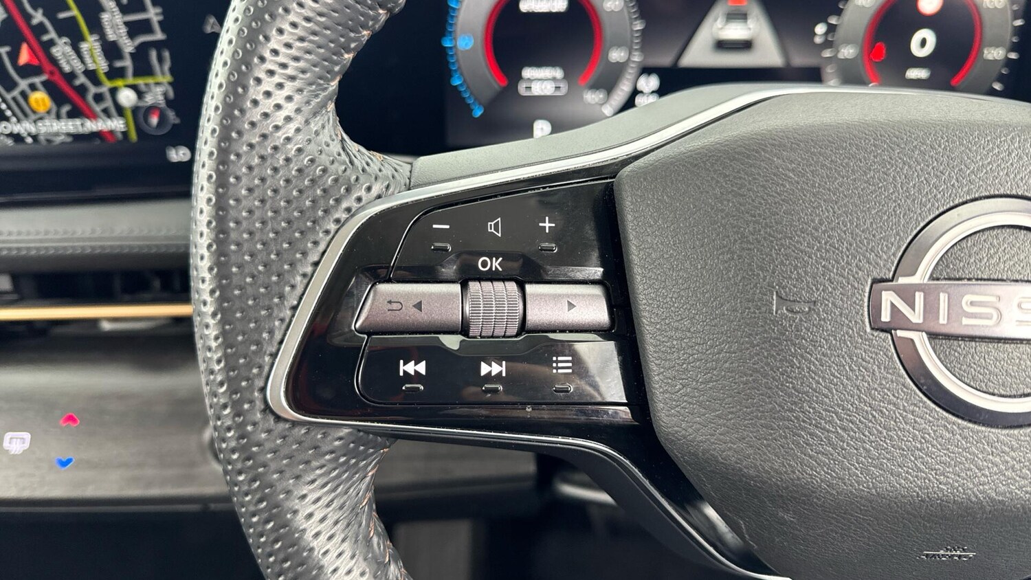 Used Nissan ARIYA 2025 for sale - 77344482: Photo 17