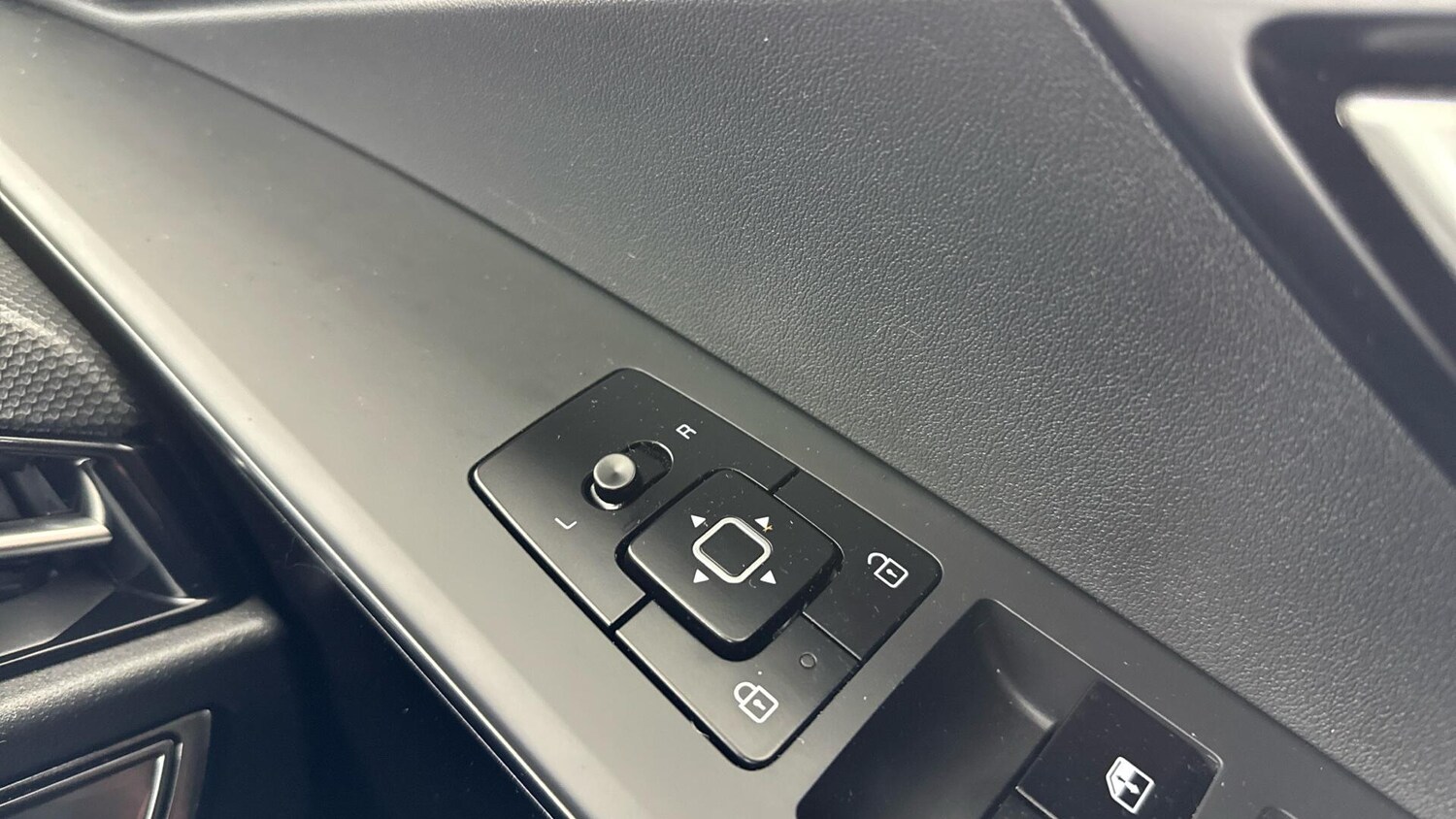 Used Kia Niro for sale - 77853025: Photo 29