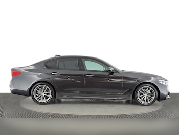 Used BMW 5 Series 2018 for sale - 75337515: Photo