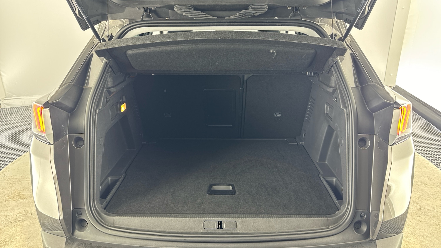 Used Peugeot 3008 2022 for sale - 76197772: Photo 50