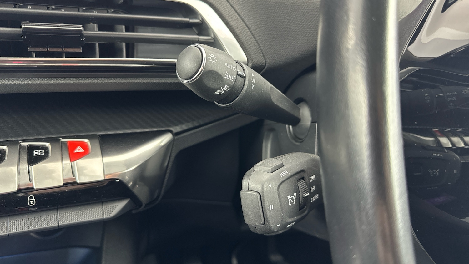Used Peugeot 3008 2022 for sale - 76197772: Photo 55
