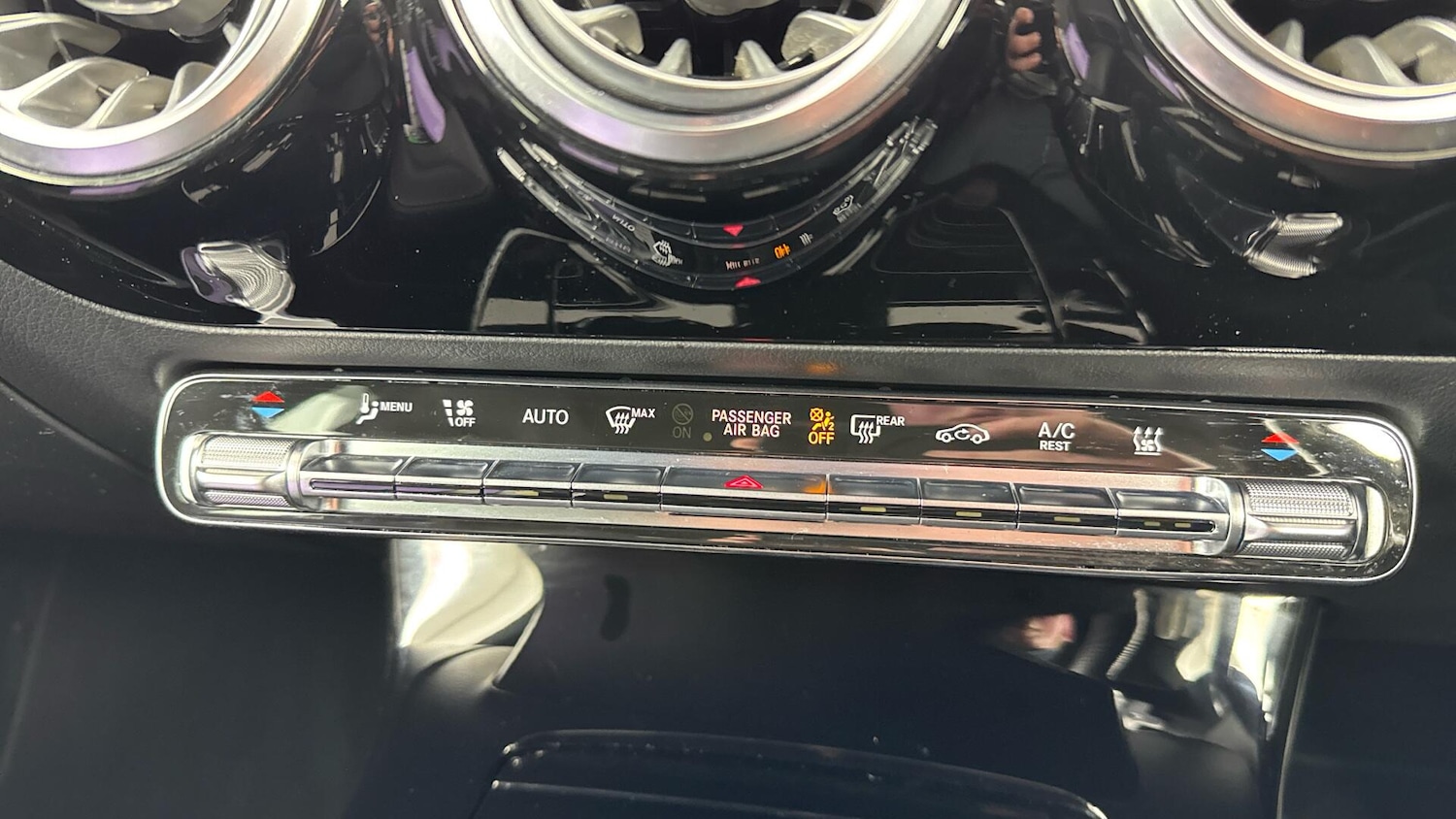 Used Mercedes-Benz CLA for sale - 77994082: Photo 16