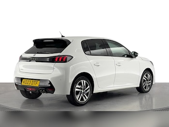 Used Peugeot 208 2023 for sale - 78998820: Photo