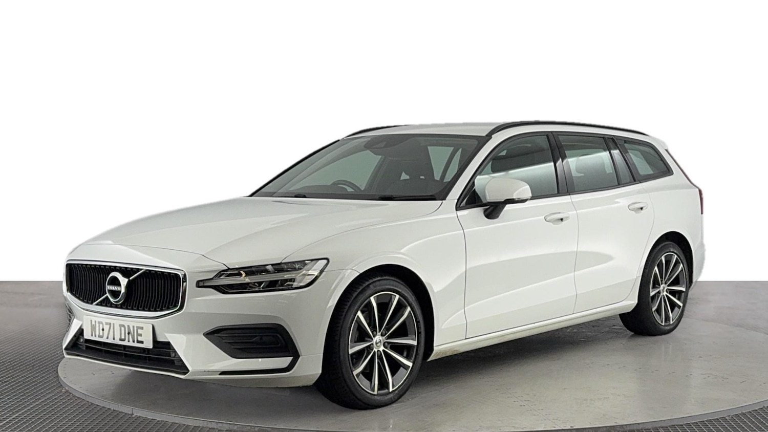 Used Volvo V60 2022 for sale - 76102645: Photo 1