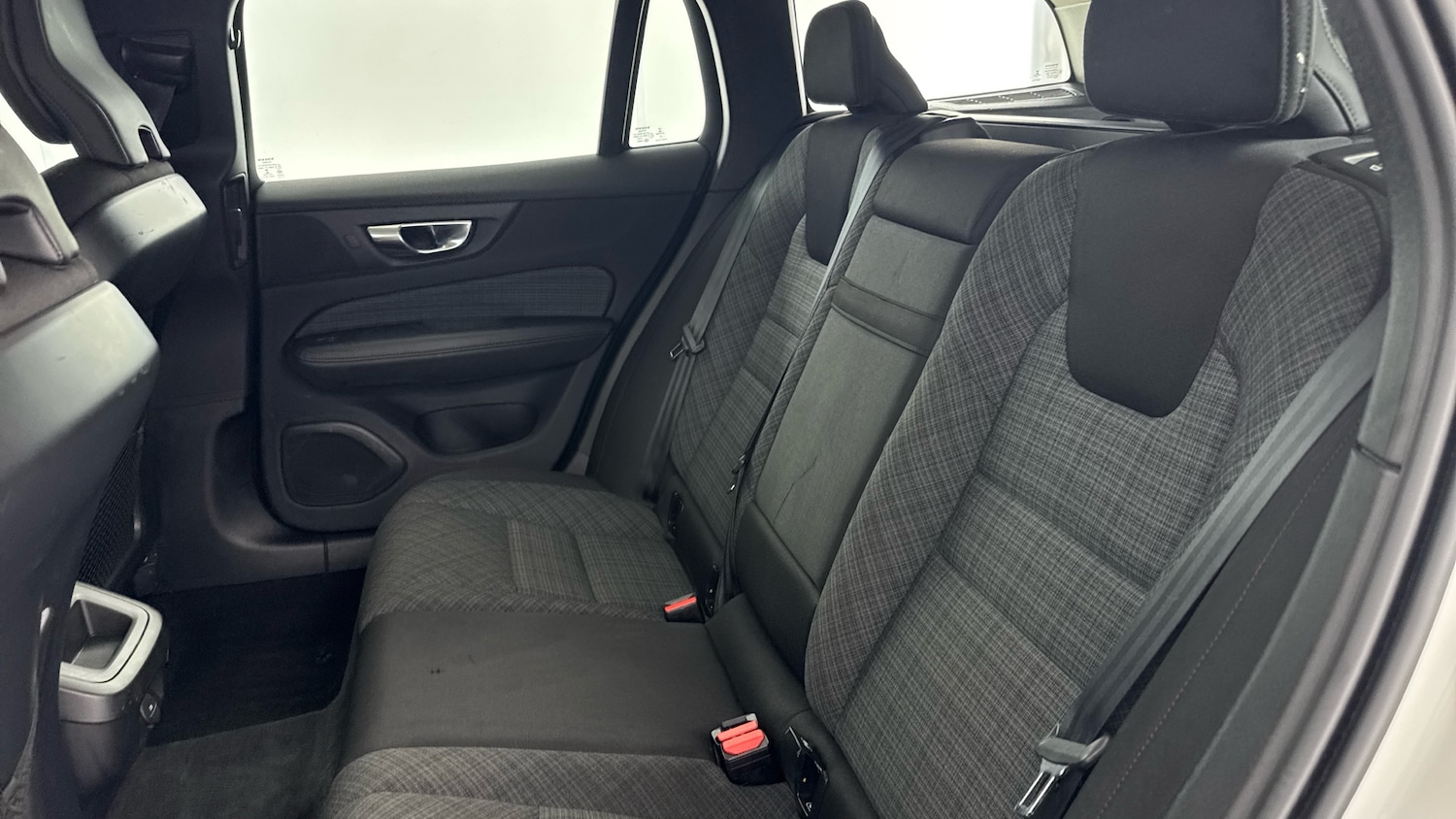 Used Volvo V60 2022 for sale - 76102645: Photo 14