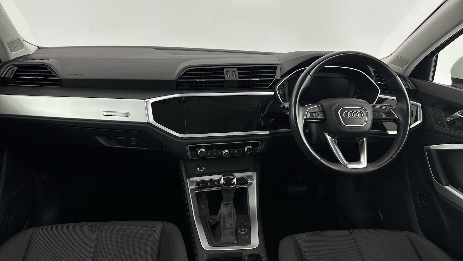 Used Audi Q3 2022 for sale - 76048790: Photo 11