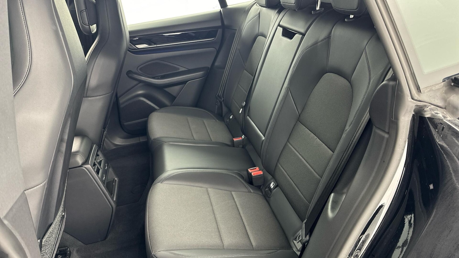 Used Porsche Macan 2024 for sale - 77510353: Photo 14