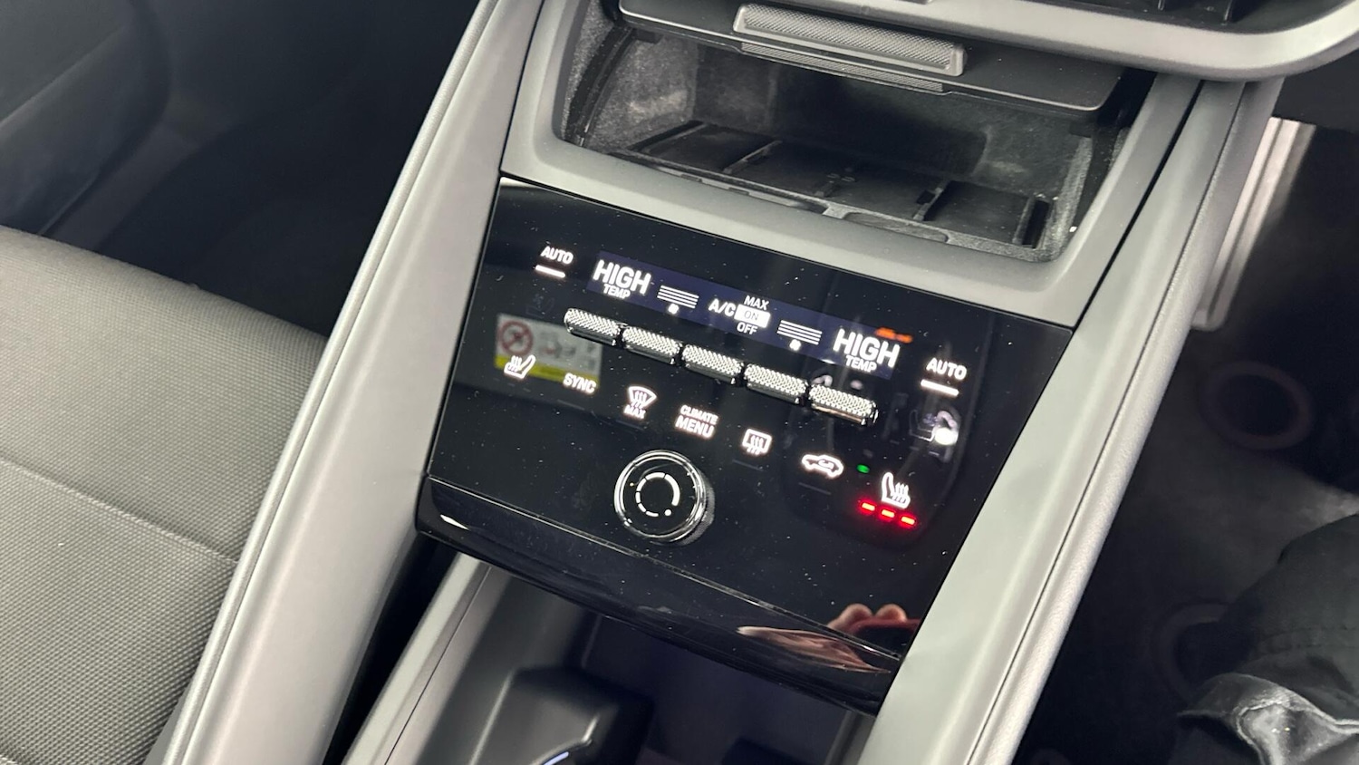 Used Porsche Macan 2024 for sale - 77510353: Photo 30