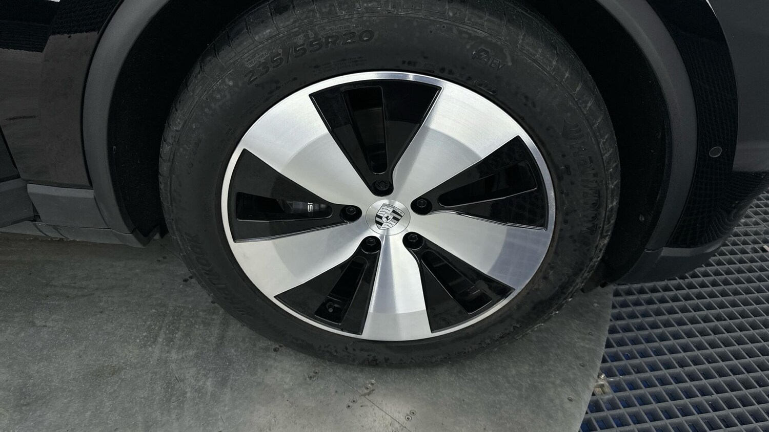 Used Porsche Macan 2024 for sale - 77510353: Photo 37