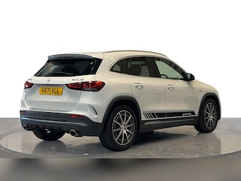 Used Mercedes-Benz GLA 2021 for sale - 75924632: Photo