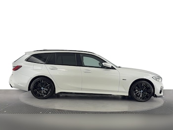 Used BMW 3 Series 2022 for sale - 76232910: Photo 3