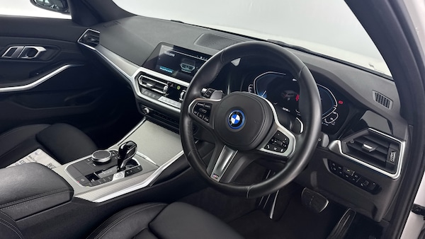 Used BMW 3 Series 2022 for sale - 76232910: Photo 9