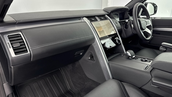 Used Land Rover Discovery 2024 for sale - 74900846: Photo 10