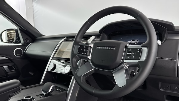 Used Land Rover Discovery 2024 for sale - 74900846: Photo 9
