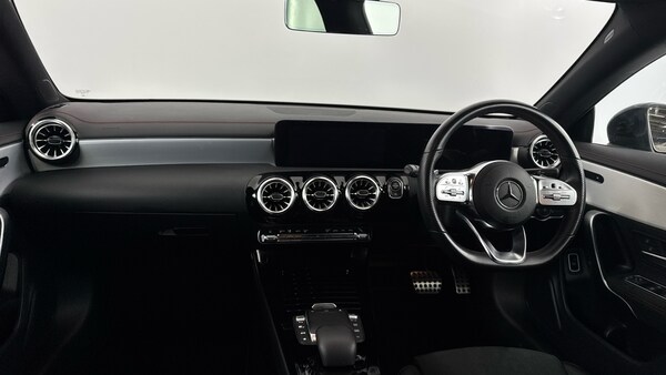 Used Mercedes-Benz CLA 2023 for sale - 76082075: Photo 11