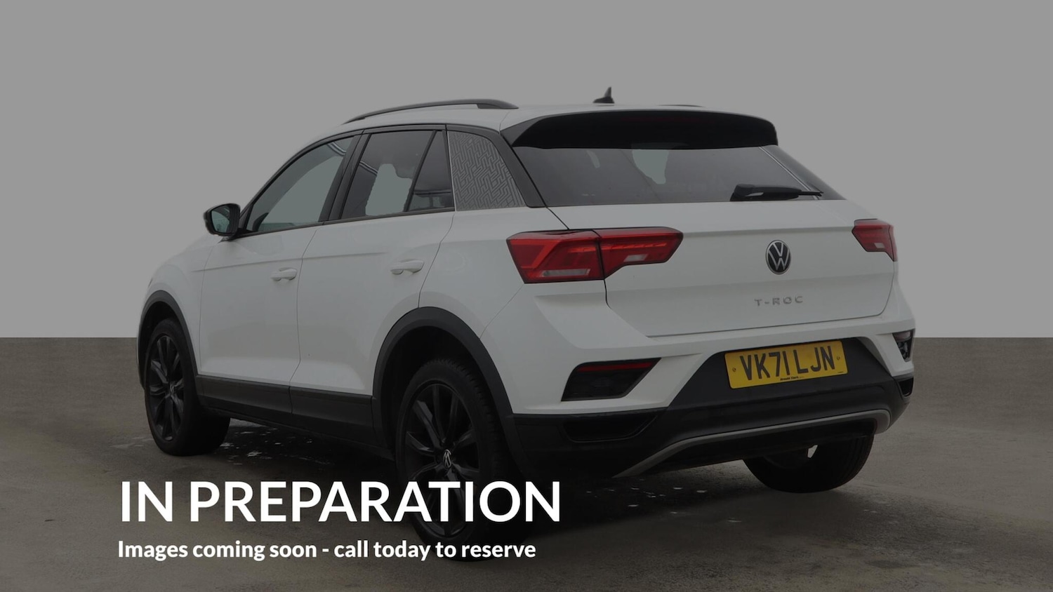 Used Volkswagen T-Roc 2021 for sale - 77939879: Photo 3