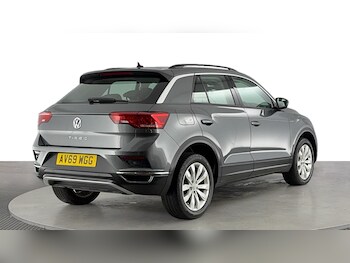 Used Volkswagen T-Roc 2019 for sale - 75314021: Photo