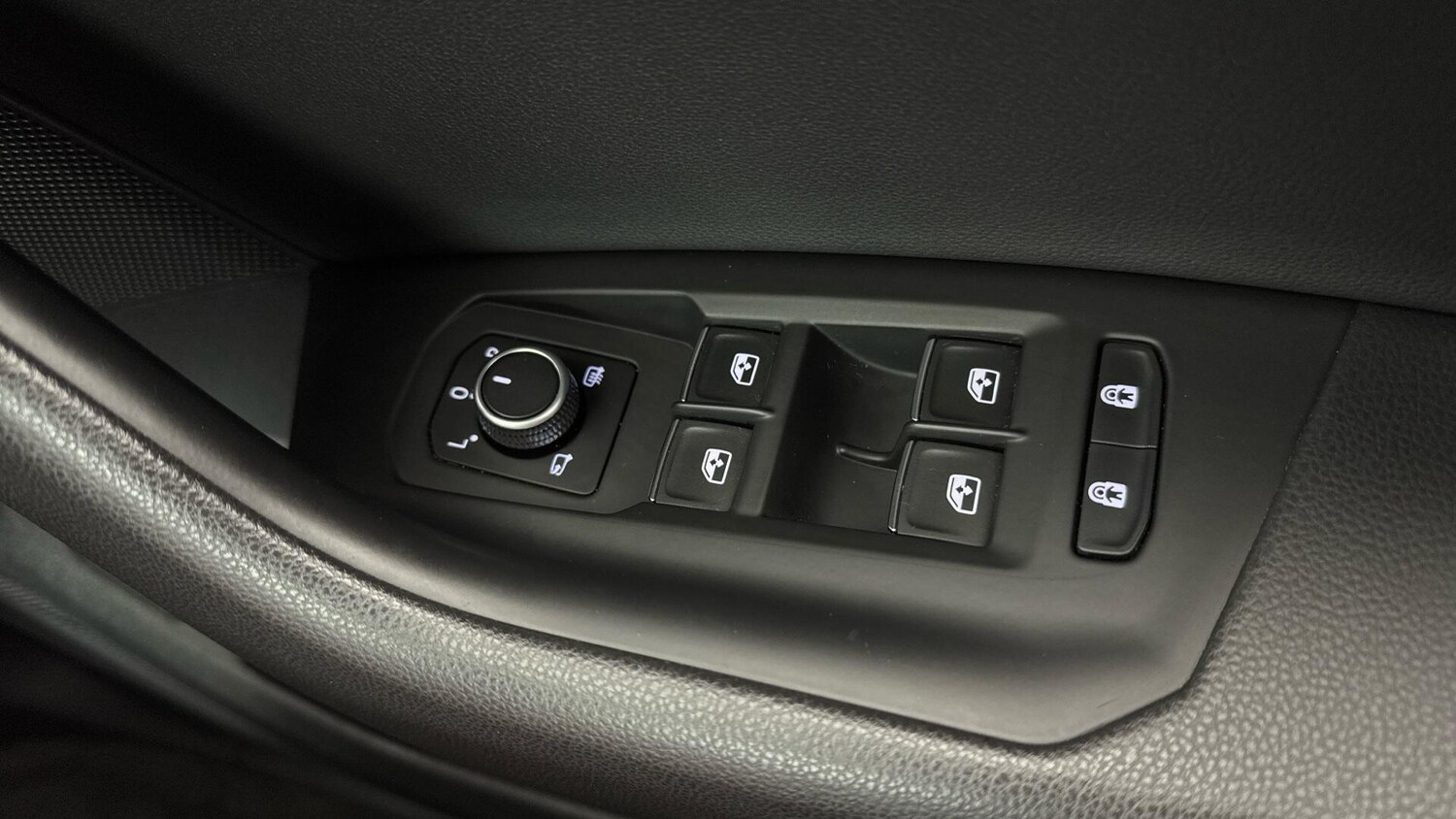 Used Volkswagen Touareg 2022 for sale - 78007179: Photo 27