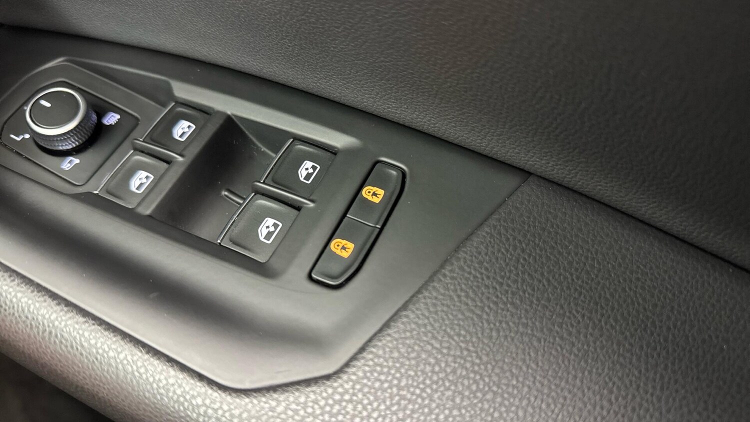 Used Volkswagen Touareg 2022 for sale - 78007179: Photo 39