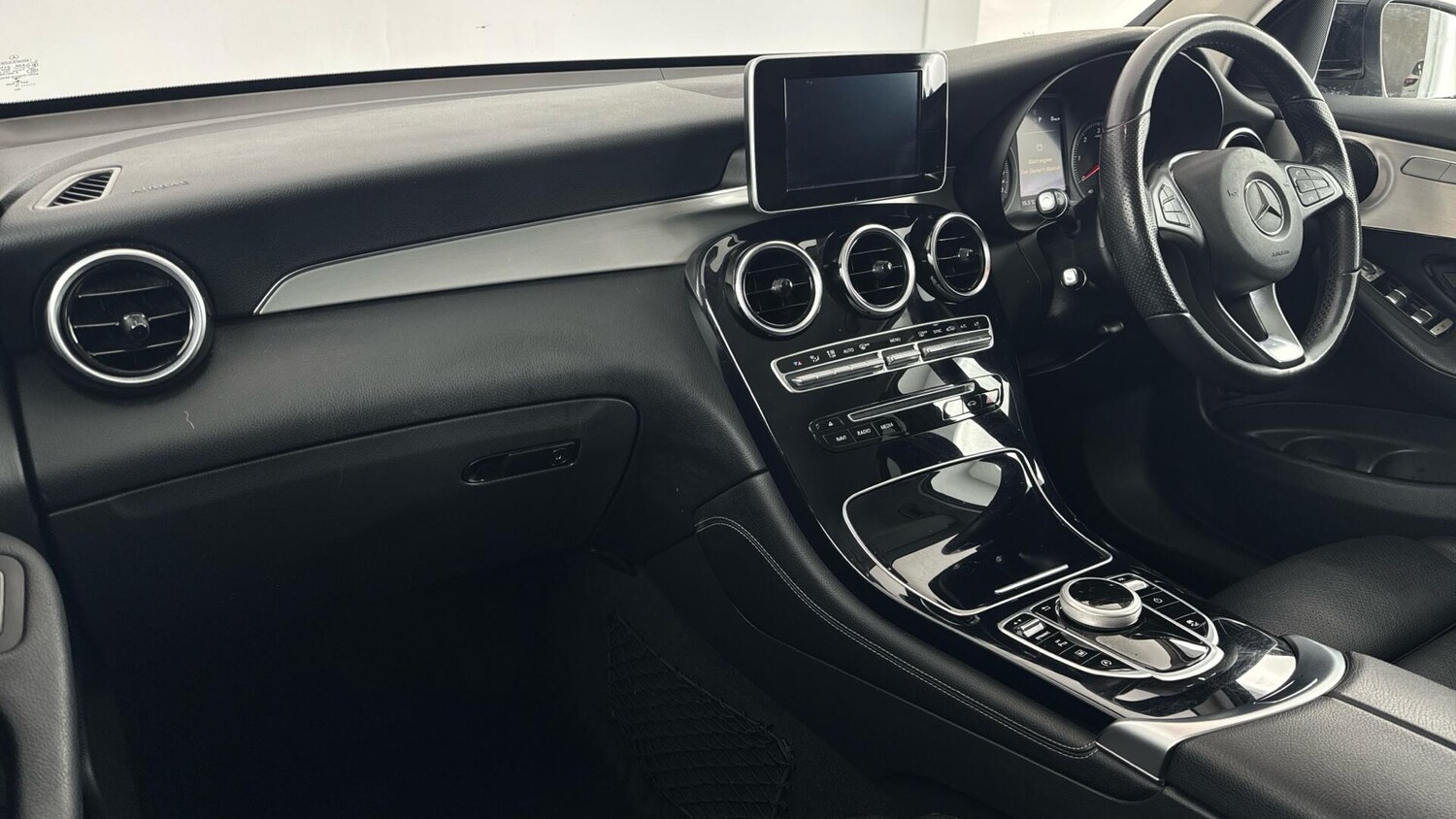 Used Mercedes-Benz GLC 2019 for sale - 78020015: Photo 10