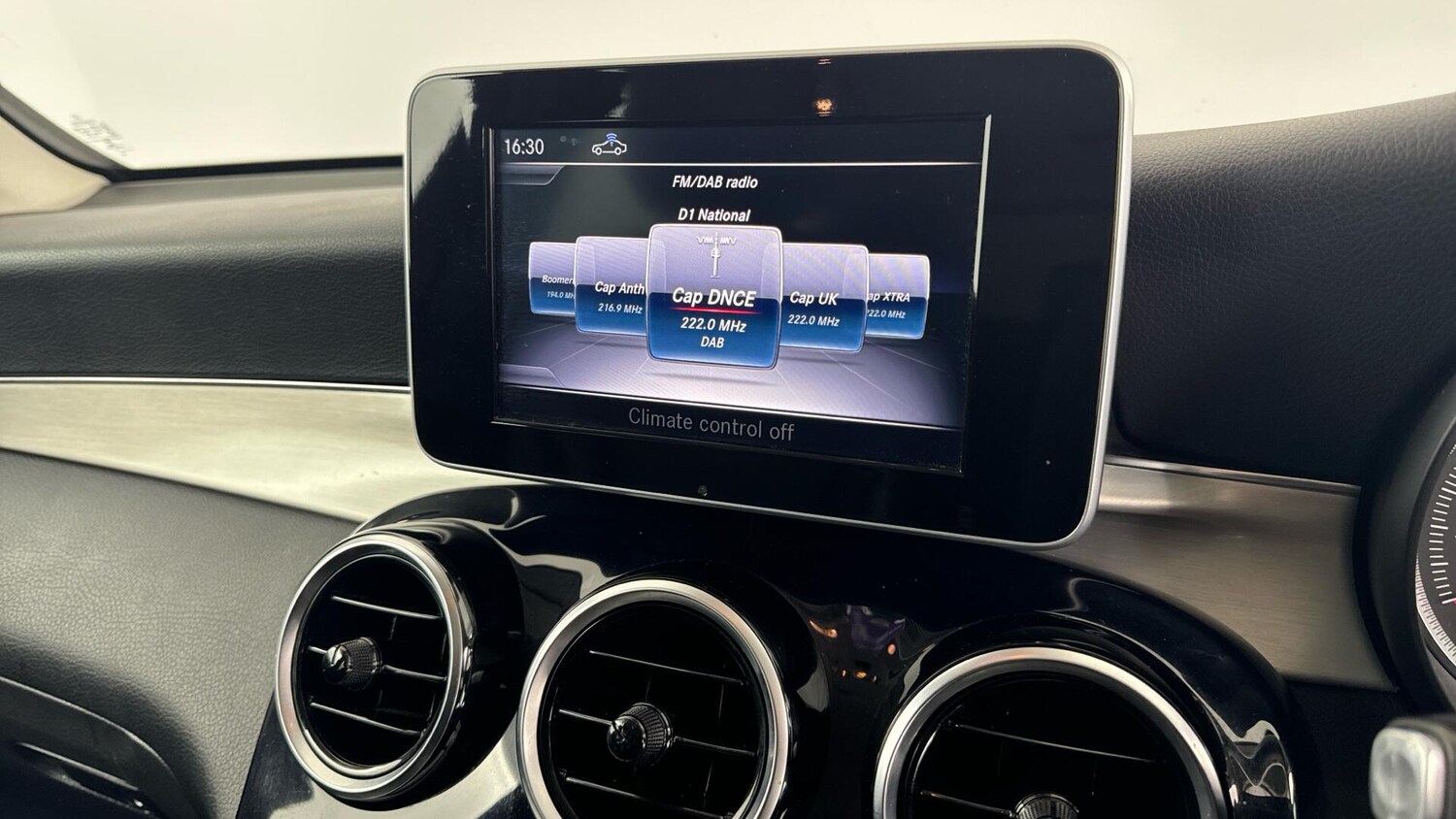 Used Mercedes-Benz GLC 2019 for sale - 78020015: Photo 30