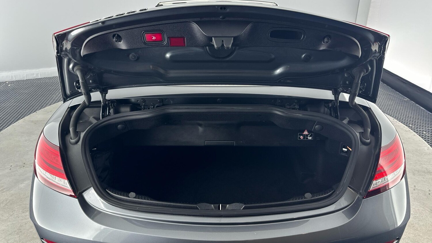 Used Mercedes-Benz C Class for sale - 77957933: Photo 15