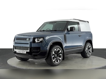 Land Rover - Defender