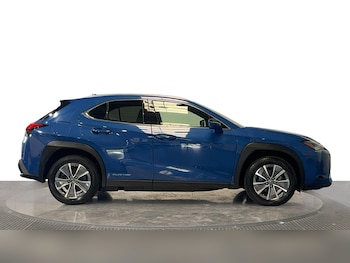 Used Lexus UX 2021 for sale - 75546490: Photo