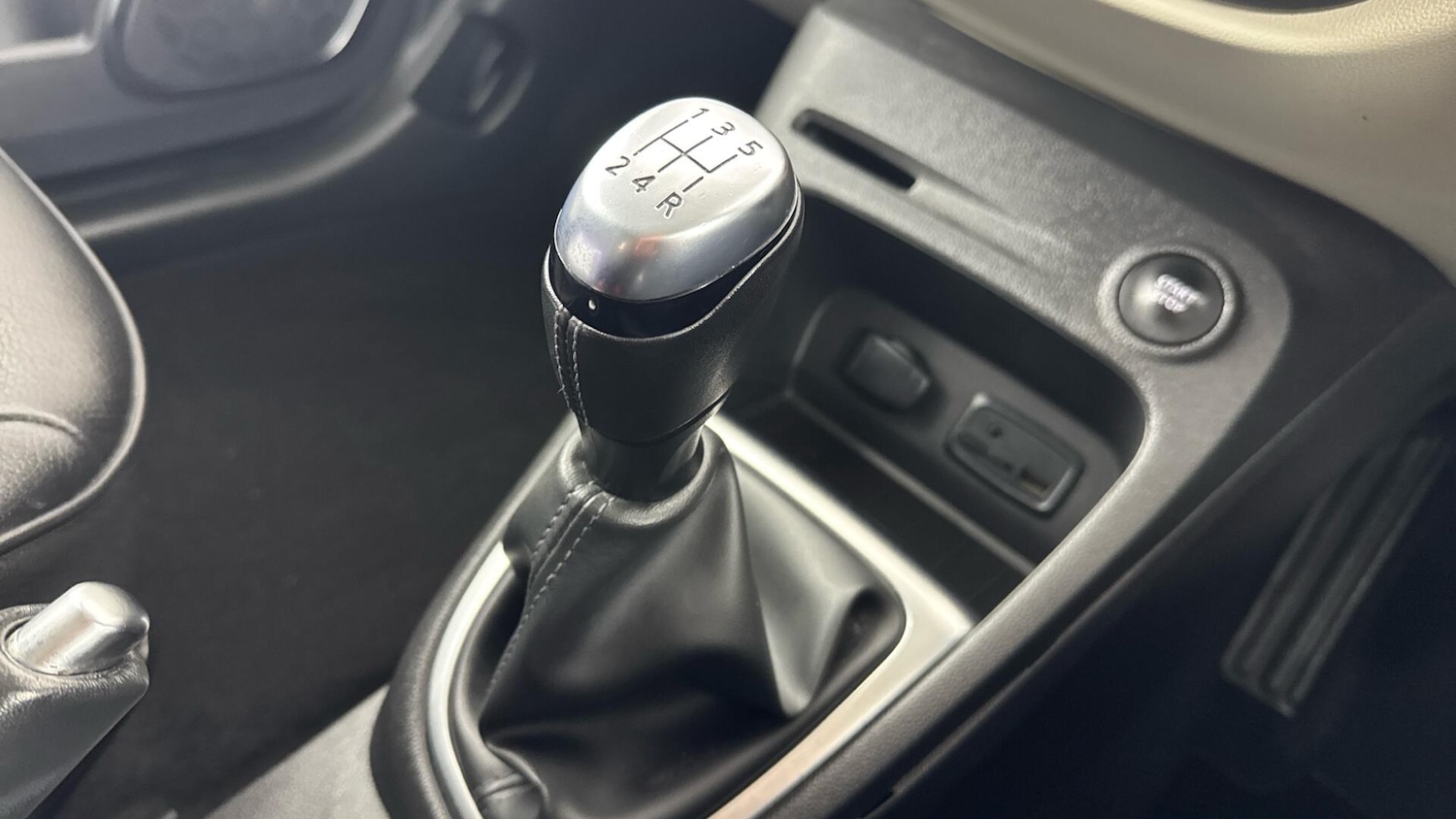 Used Renault Captur 2018 for sale - 77969751: Photo 18