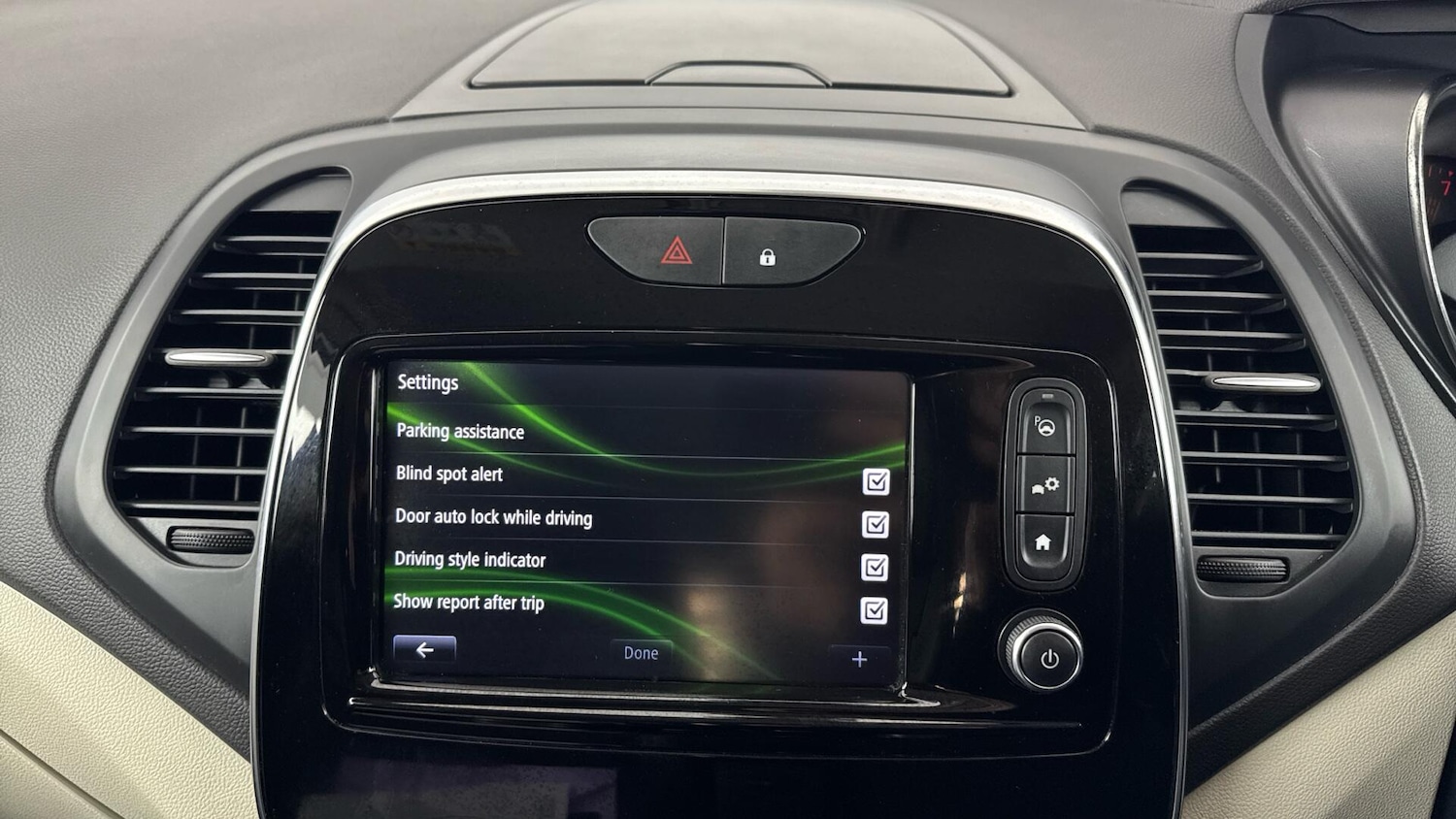 Used Renault Captur 2018 for sale - 77969751: Photo 23