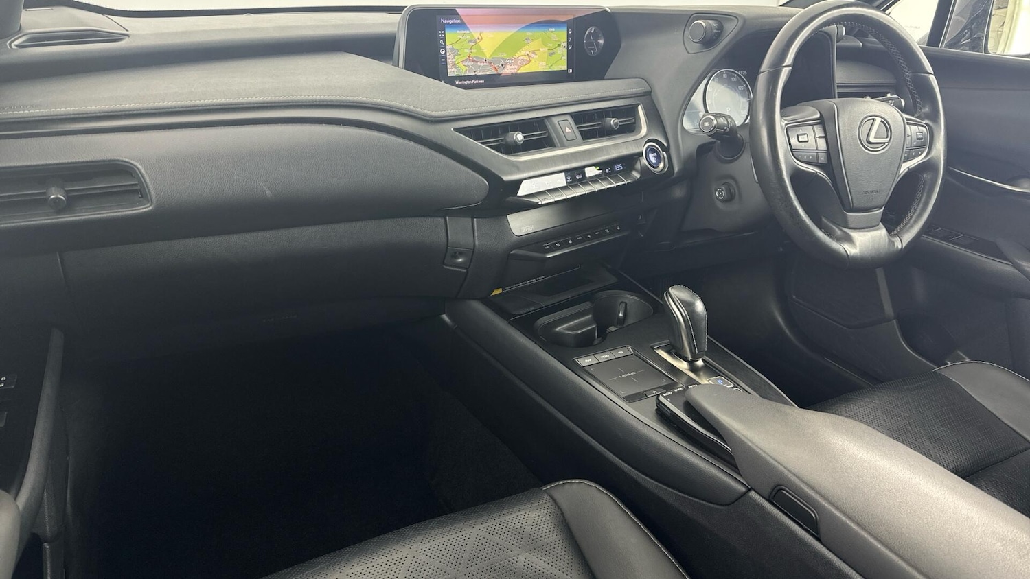 Used Lexus UX for sale - 78184878: Photo 10