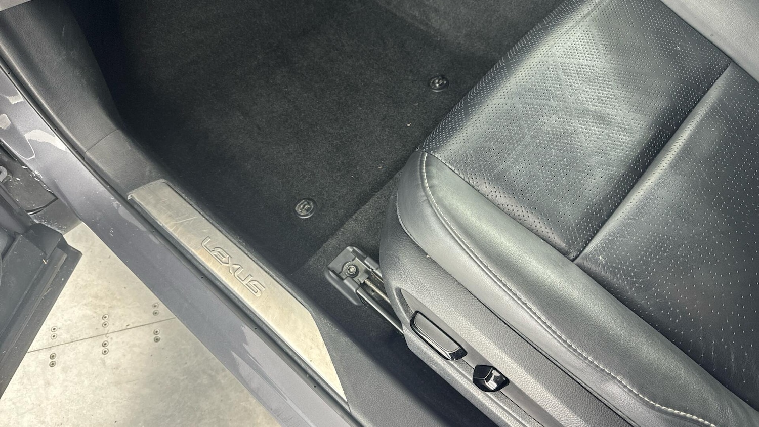 Used Lexus UX for sale - 78184878: Photo 24