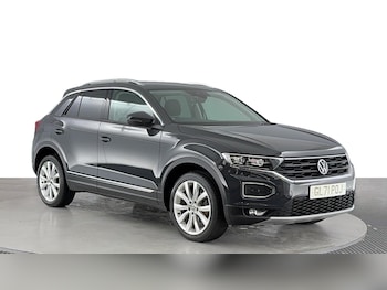 Used Volkswagen T-Roc 2021 for sale - 75920602: Photo