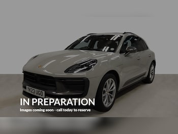Used Porsche Macan 2023 for sale - 77957058: Photo