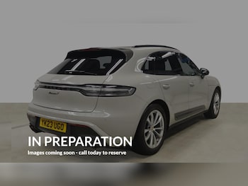 Used Porsche Macan 2023 for sale - 77957058: Photo