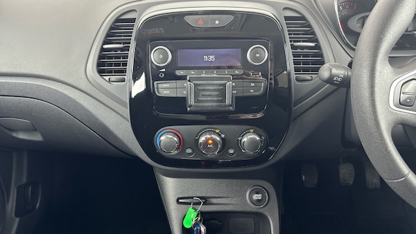 Used Renault Captur 2019 for sale - 76224754: Photo 12