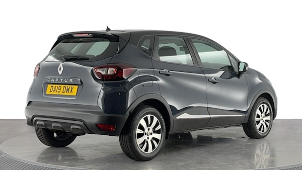 Used Renault Captur 2019 for sale - 76224754: Photo 4