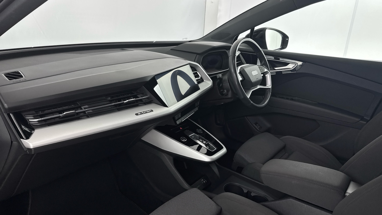 Used Audi Q4 e-tron 2022 for sale - 76197779: Photo 9
