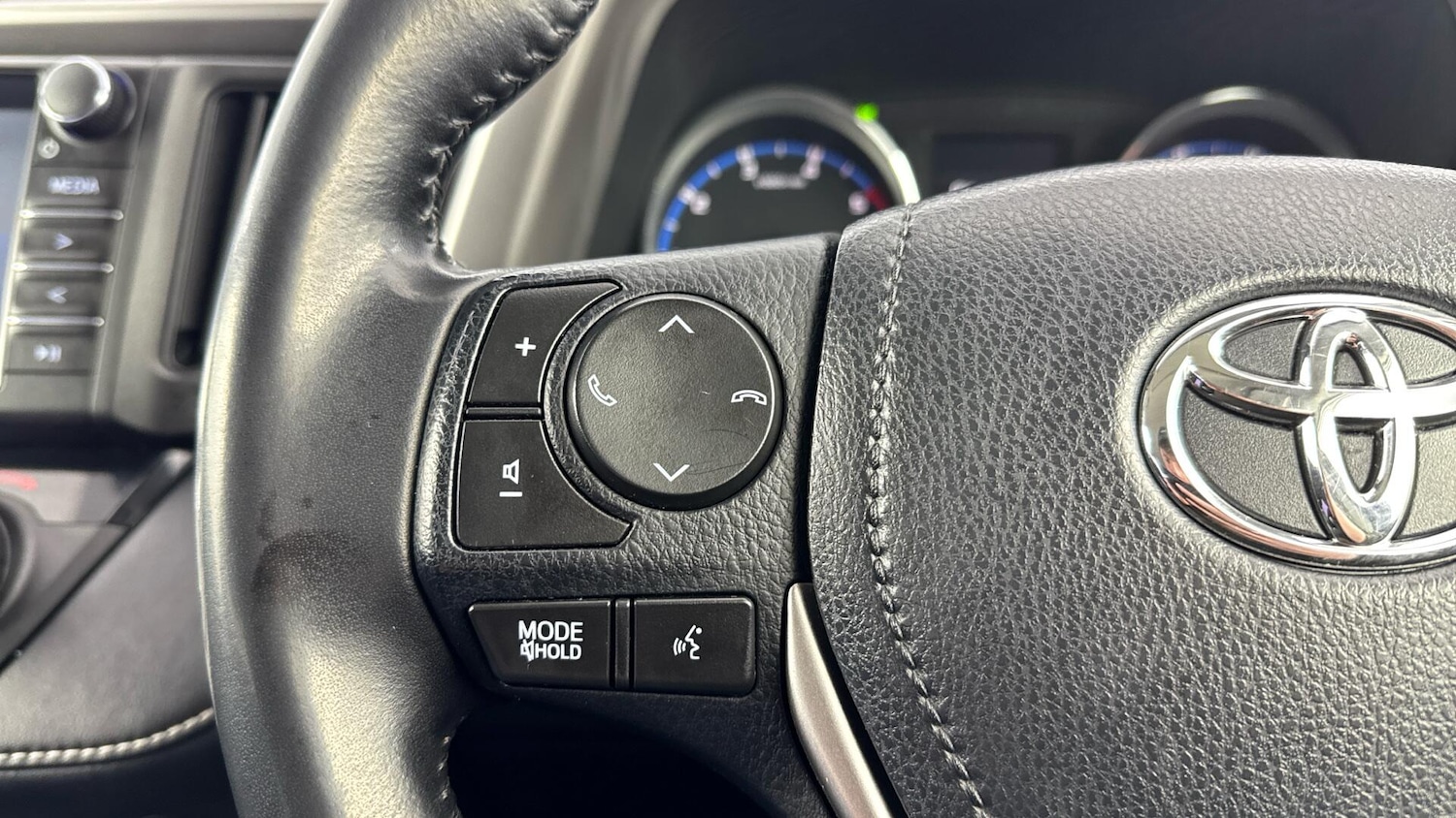 Used Toyota RAV4 for sale - 77924865: Photo 18