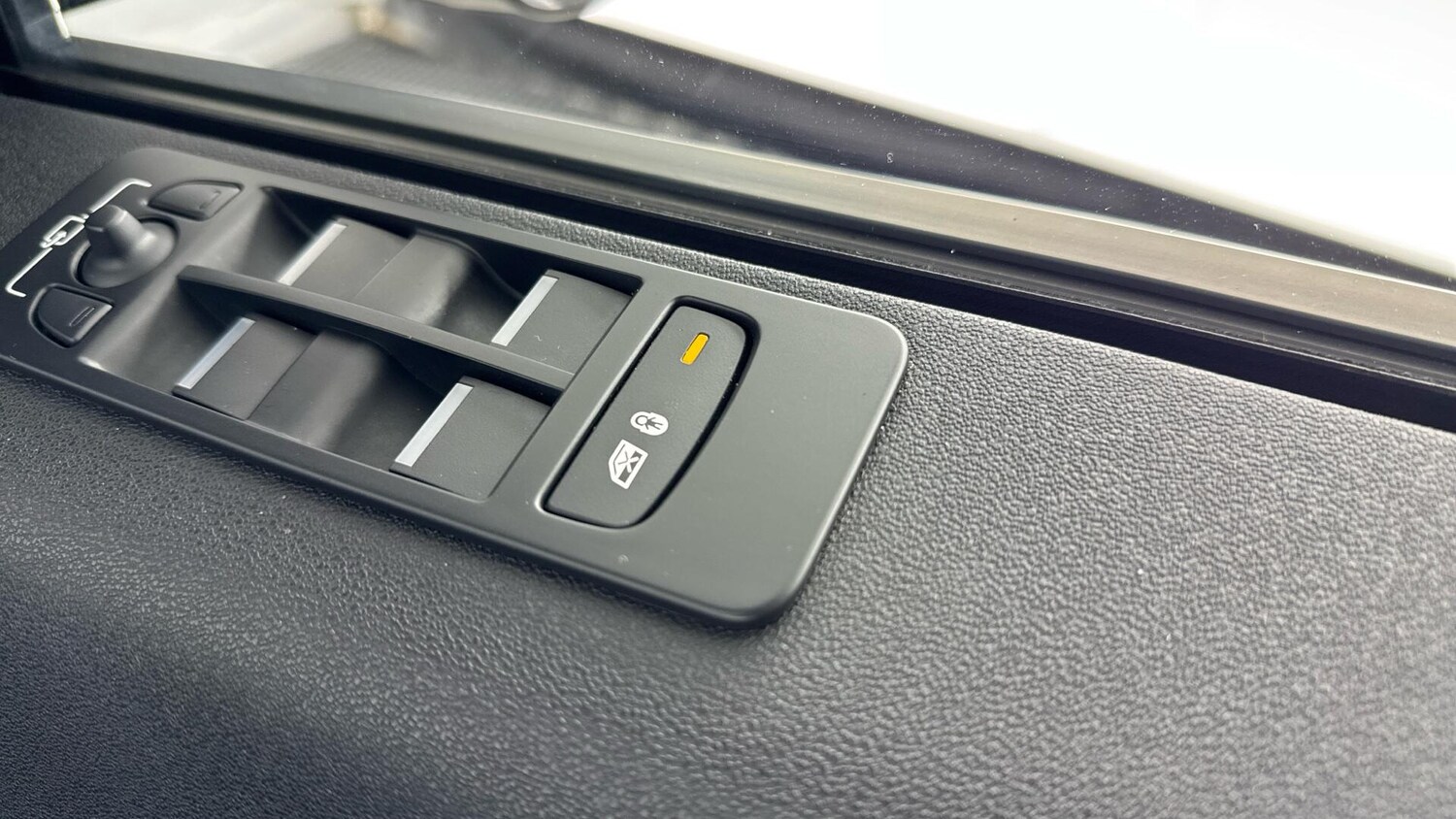 Used Land Rover Discovery Sport 2020 for sale - 78184934: Photo 39