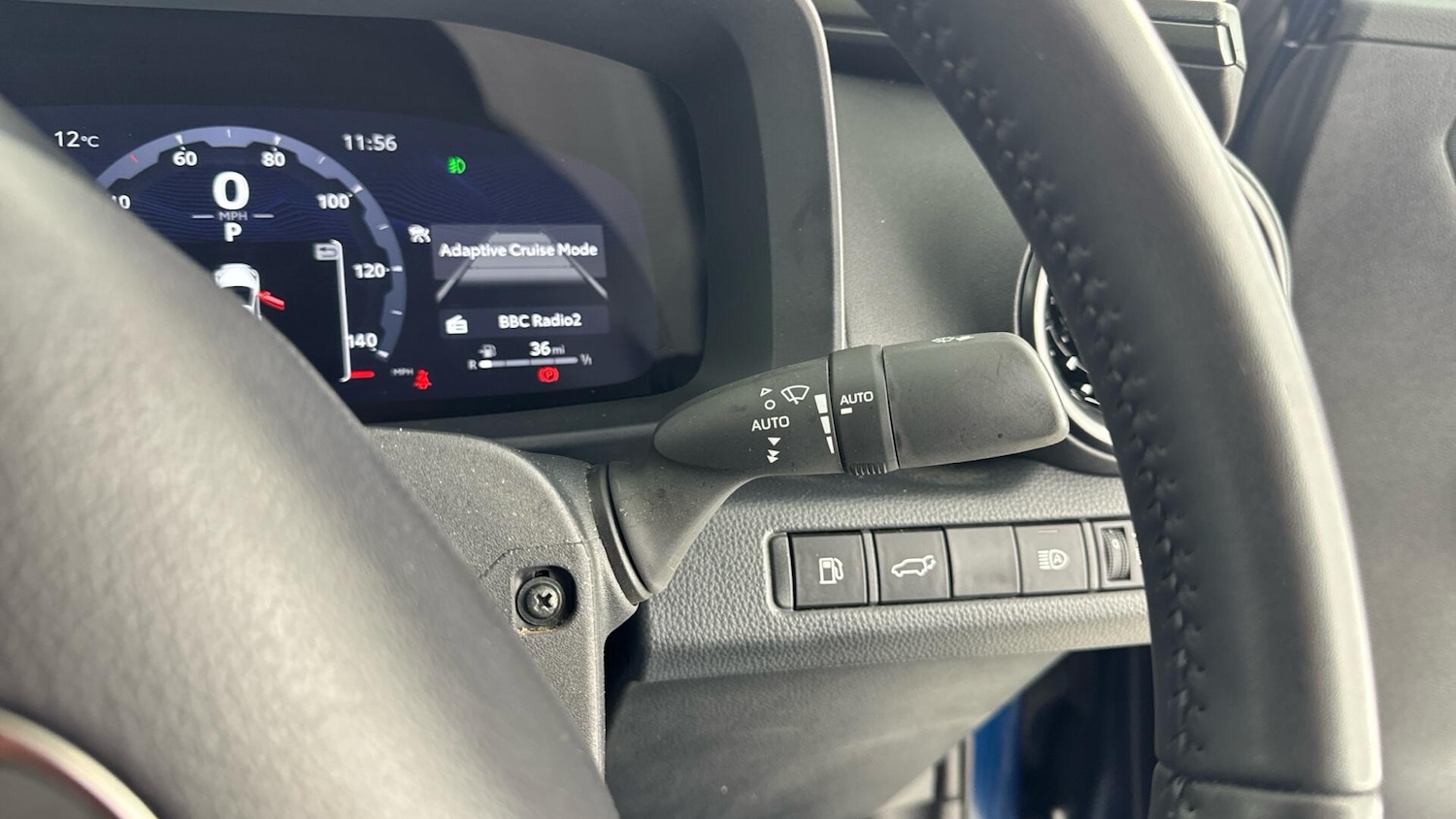 Used Toyota C-HR 2024 for sale - 77646566: Photo 19