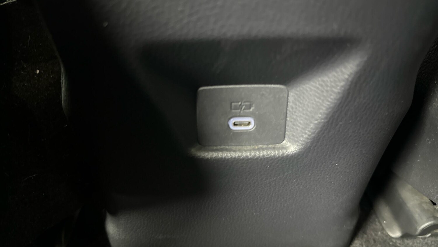 Used Toyota C-HR 2024 for sale - 77646566: Photo 26