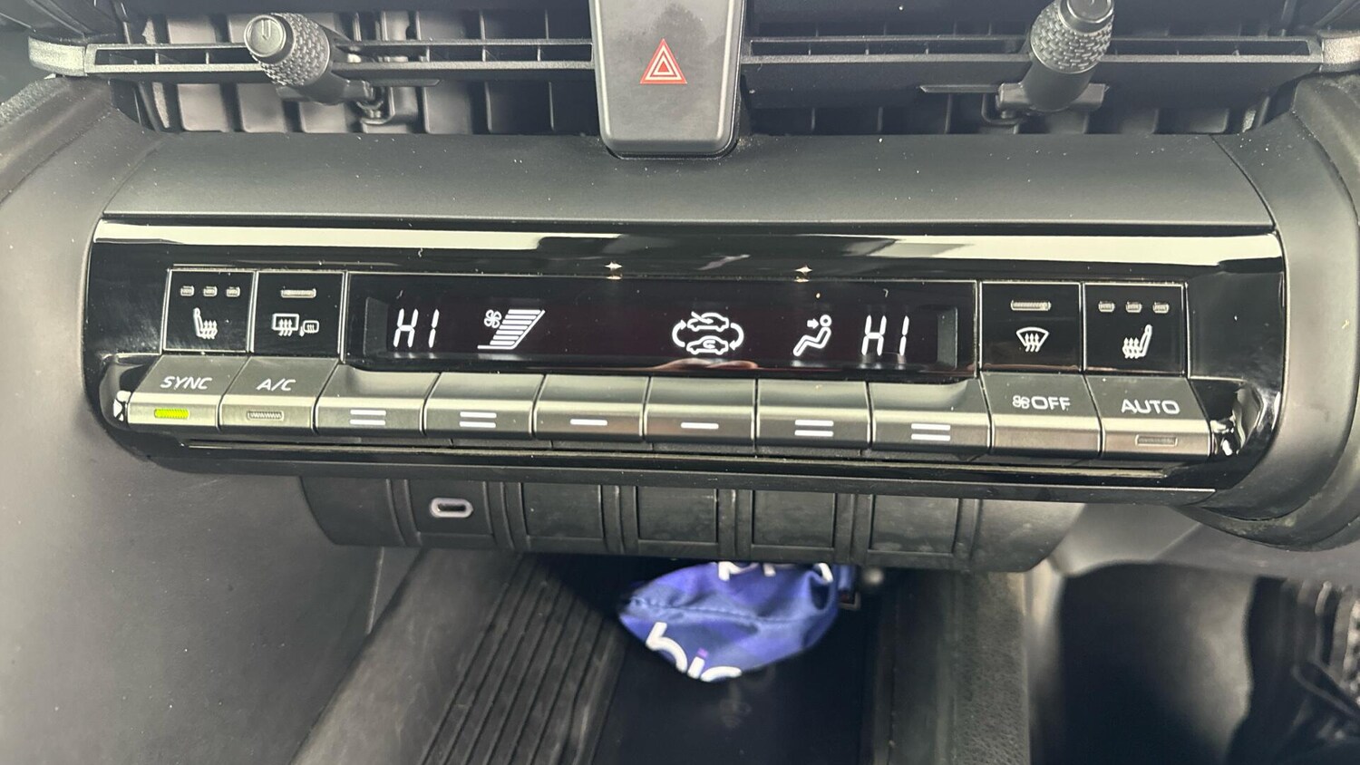 Used Toyota C-HR 2024 for sale - 77646566: Photo 29