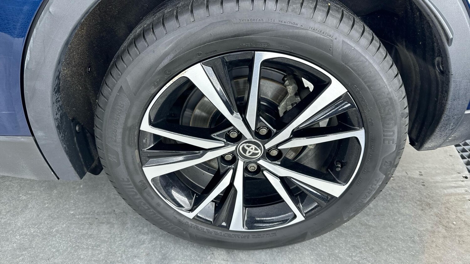 Used Toyota C-HR 2024 for sale - 77646566: Photo 31