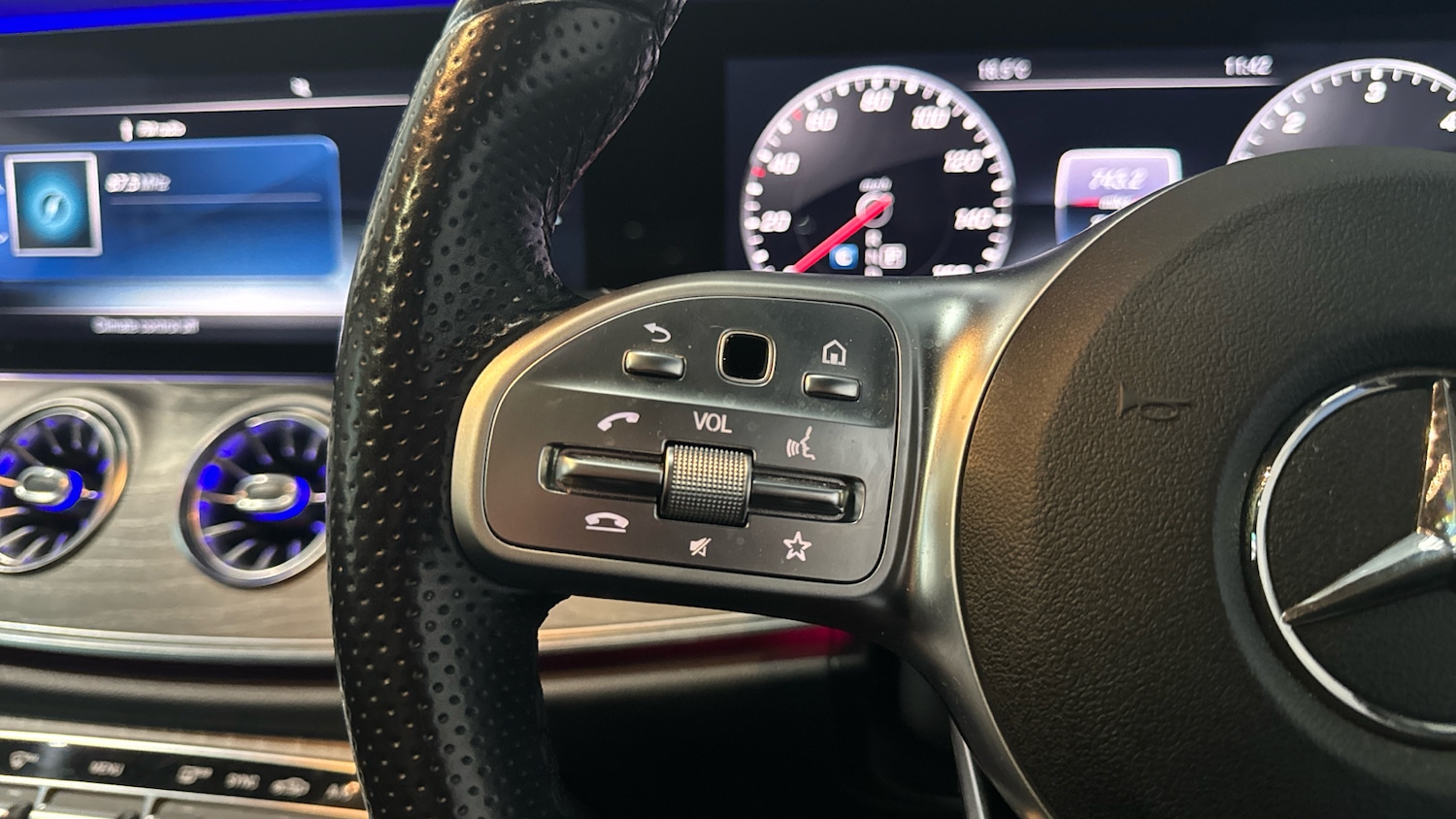 Used Mercedes-Benz CLS 2018 for sale - 76082085: Photo 18