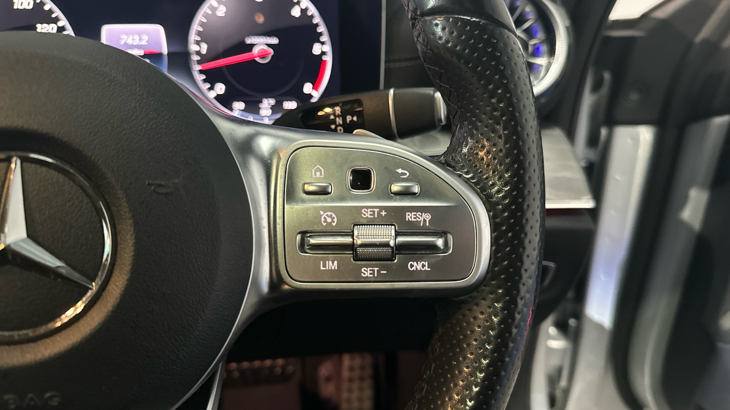 Used Mercedes-Benz CLS 2018 for sale - 76082085: Photo 52