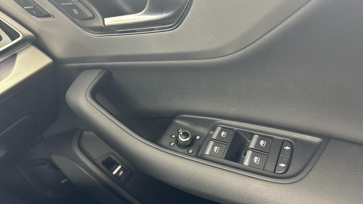 Used Audi Q7 for sale - 77807632: Photo 34