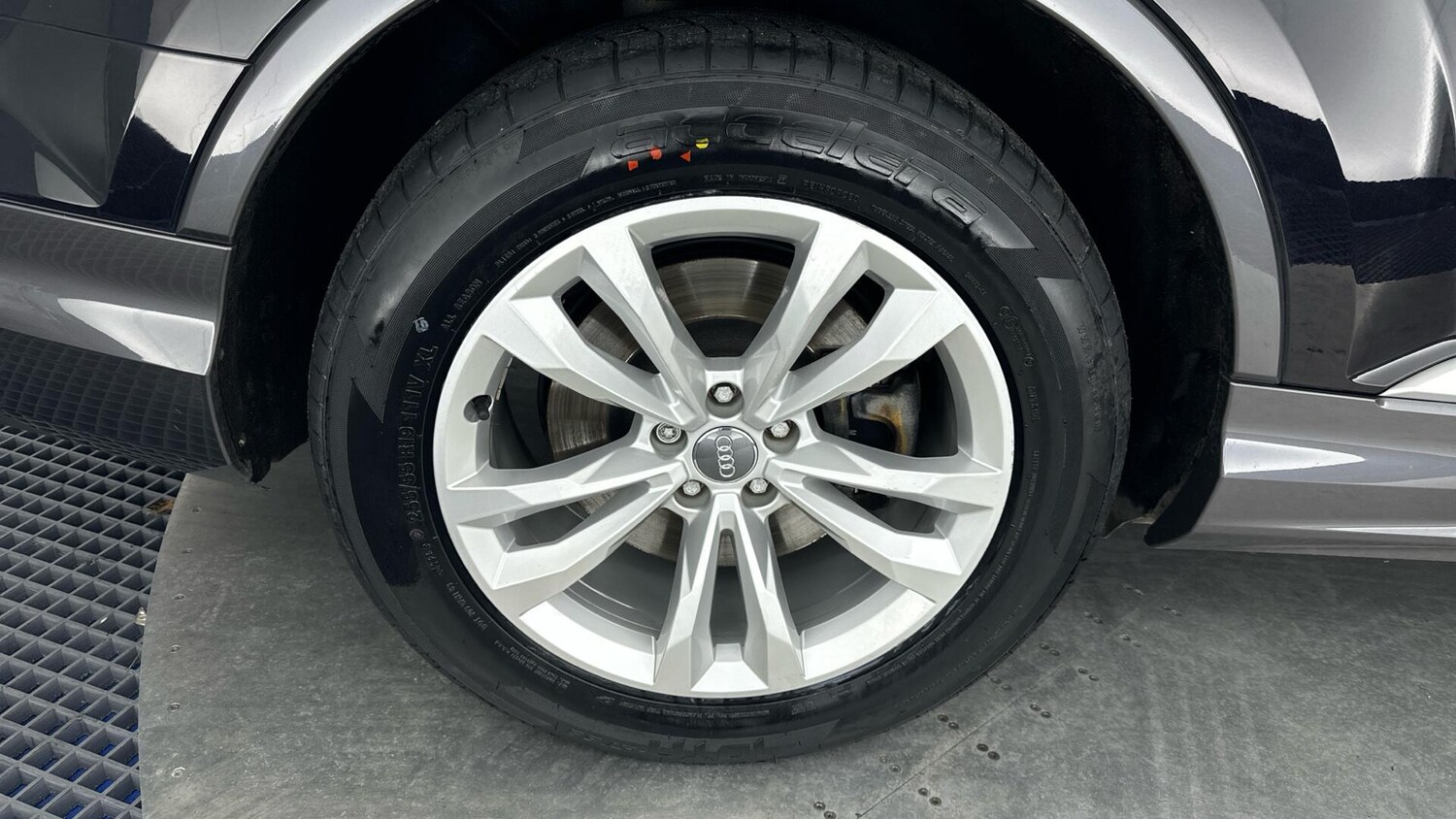 Used Audi Q7 for sale - 77807632: Photo 60