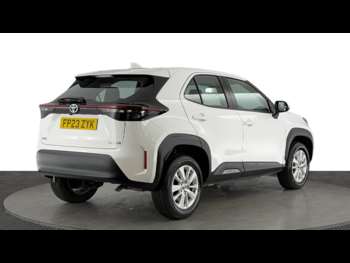 Used Toyota Yaris Cross 2023 for sale - 74900859: Photo